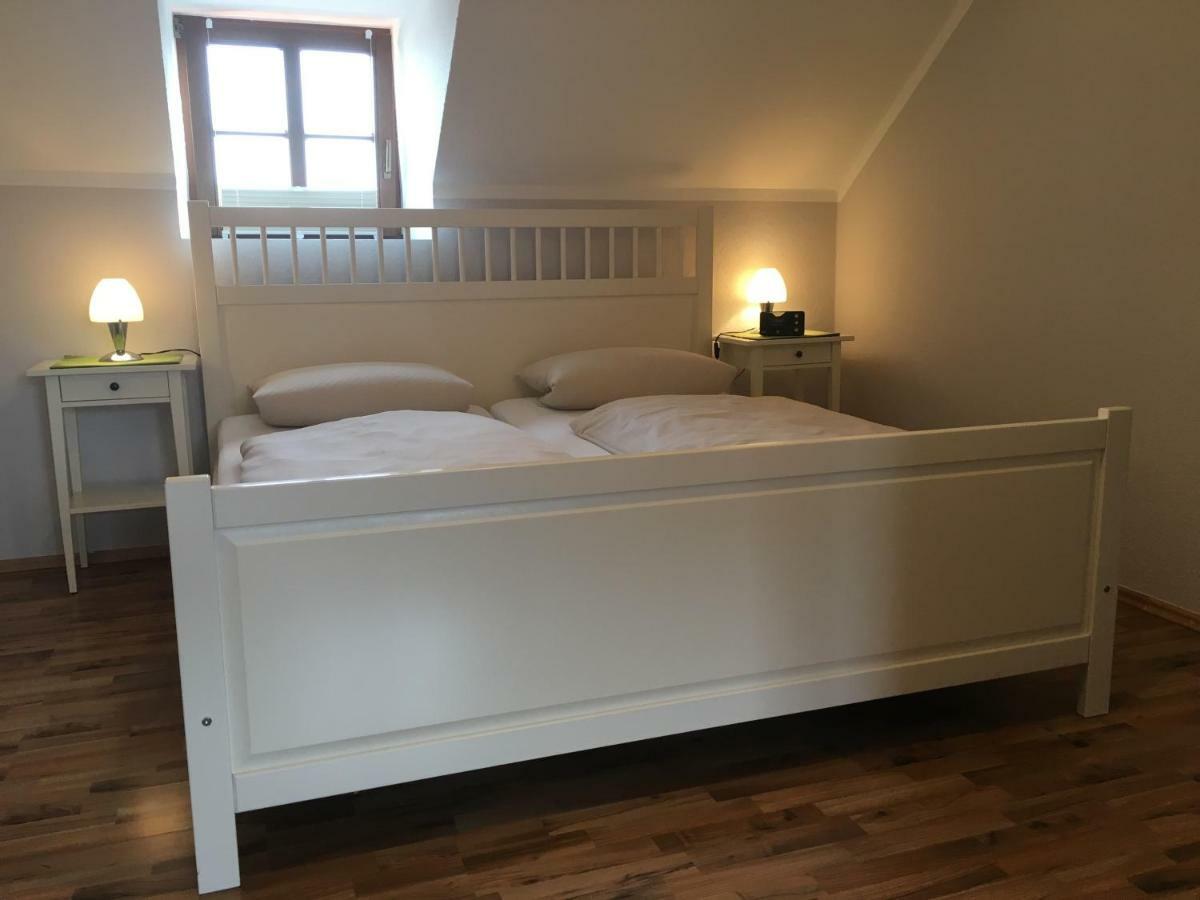 Eberl Hotel Pension Muenchen Feldmoching Bagian luar foto